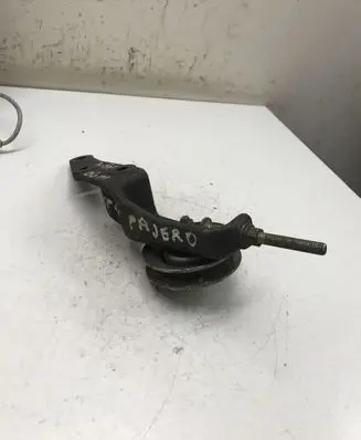 Mitsubishi Pajero Sport I Generator/alternator belt tensioner