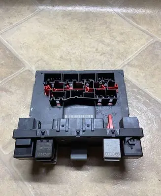 Volkswagen PASSAT B6 Comfort/convenience module 3C0937049J F005V00530 H37S1301
