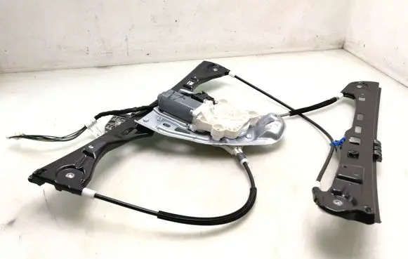 Mercedes-Benz C W203 Front door window regulator with motor A2118201742 990595101