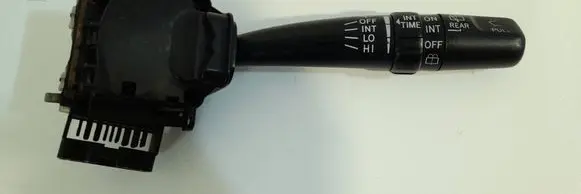 Toyota Avensis T220 Wiper turn signal indicator stalk/switch 000077
