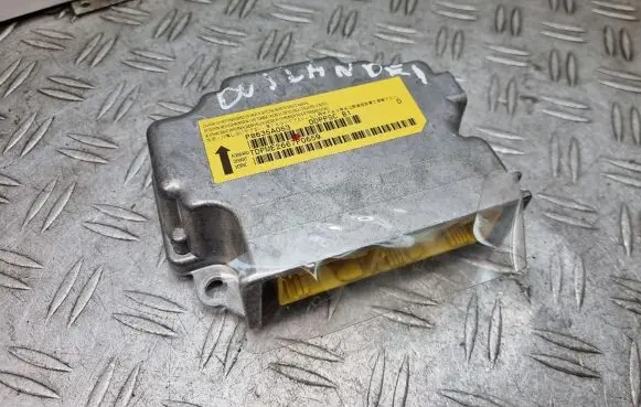 Mitsubishi Outlander Airbag control unit/module P8635A053