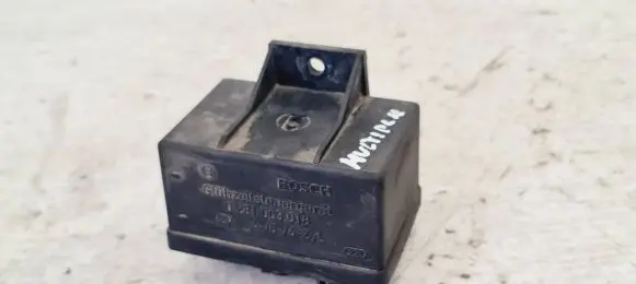 Fiat Multipla Glow plug pre-heat relay 0281003018