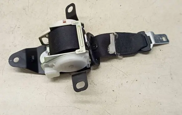 Nissan Navara D40 Rear seatbelt 3063861AA