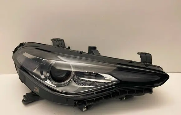 Alfa Romeo Giulia Headlight/headlamp 50564094 62806282 16J221