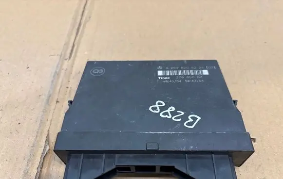 Mercedes-Benz CLK A209 C209 Comfort/convenience module A2098205226 376800GZ