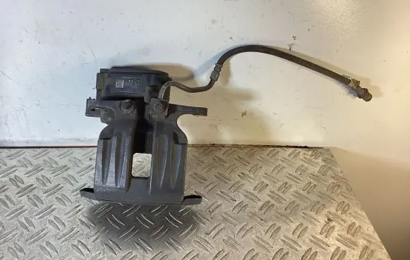 Tesla Model S Rear brake caliper 107854100A