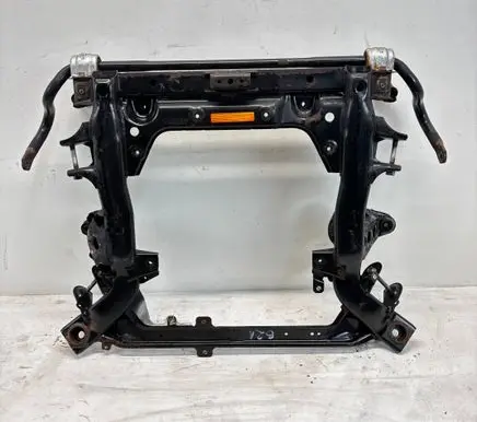 BMW 3 E90 E91 Front subframe 31116776763 6776763 31116777848