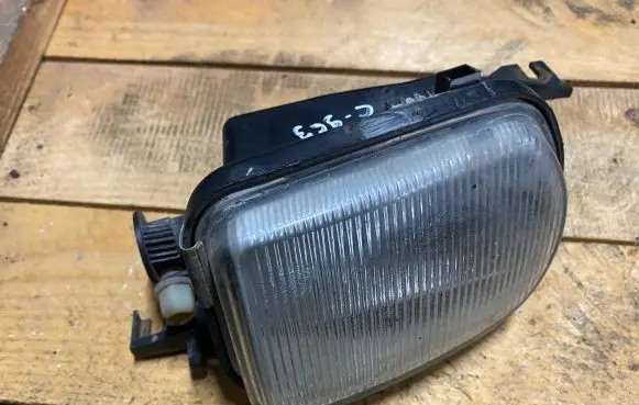 Mercedes-Benz E W211 Front fog light A2158200656 2158200656