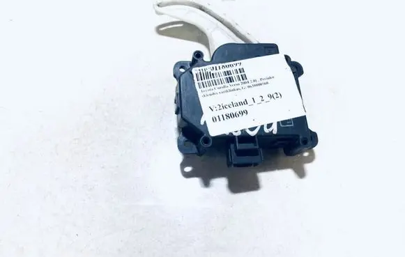Toyota Corolla Verso E121 Air flap motor/actuator 0638000560 063800-0560