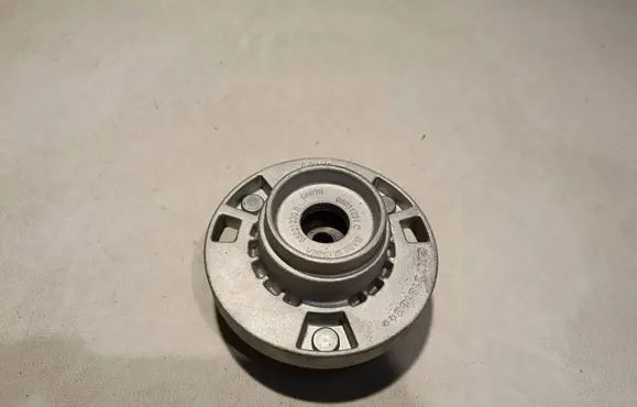 Jaguar XE Front upper strut mount GX7318183