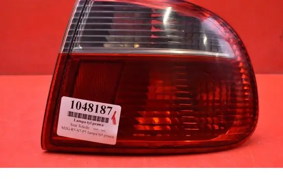 Seat Toledo II (1M) Rear/tail lights 1M5945096B