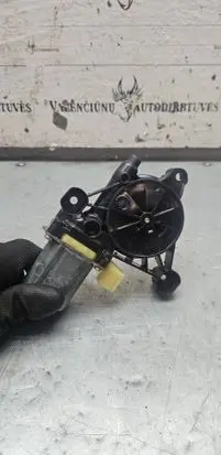 Audi A4 S4 B9 Front door window regulator motor 0130822705