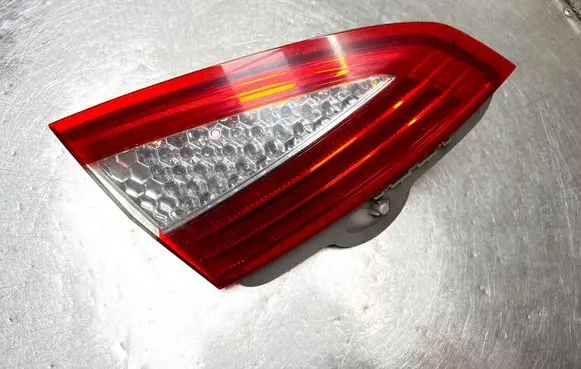 Ford Mondeo MK IV Tailgate rear/tail lights 7S7113A603B
