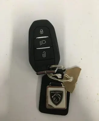 Peugeot 2008 II Ignition key/card 