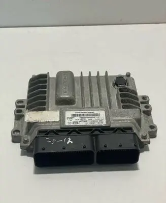 KIA Ceed Engine control unit/module E13039762 28305510 391302A302