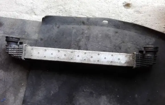 Mercedes-Benz E W211 Intercooler radiator 2115003902 3275377