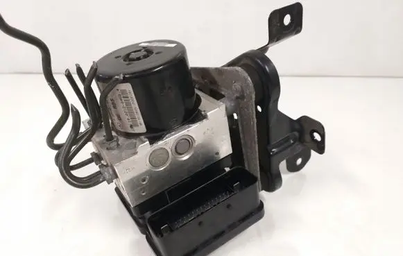 Mercedes-Benz S W221 ABS Pump 2214310048