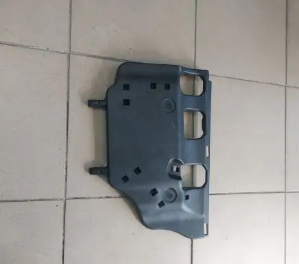 Dashboard lower bottom trim panel