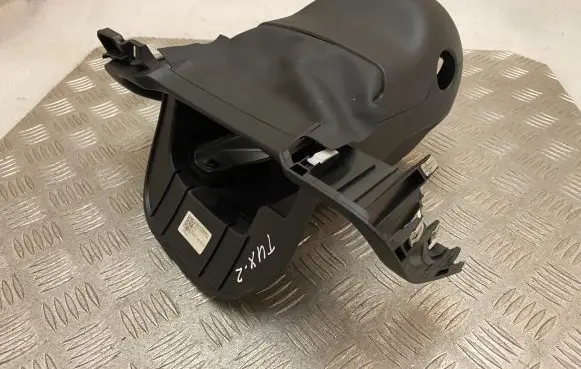 Steering wheel column trim
