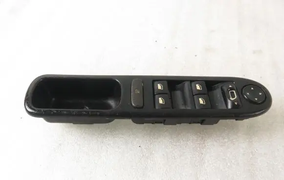 Peugeot 307 Electric window control switch 96531124XT