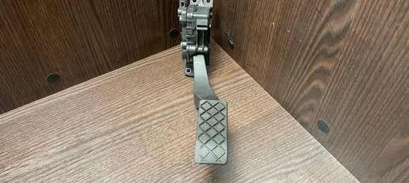 Volkswagen Transporter - Caravelle T5 Accelerator throttle pedal 7H1721503D 6PV00849503