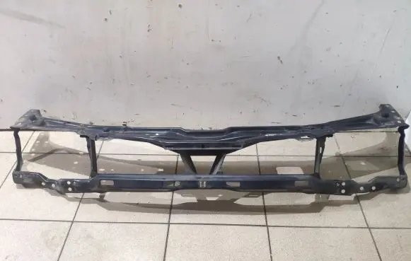 Volkswagen PASSAT B4 Top upper radiator support slam panel