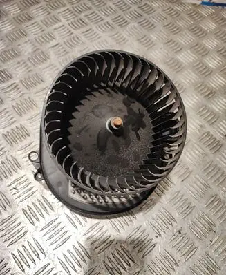 BMW 2 F22 F23 Heater fan/blower 9276112