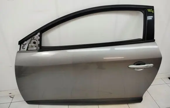 Renault Megane III Front door 