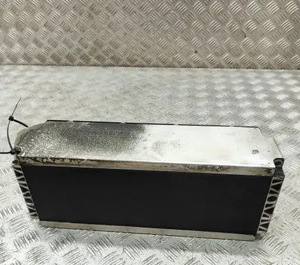 Peugeot 2008 II Hybrid / electric car battery 9833039180