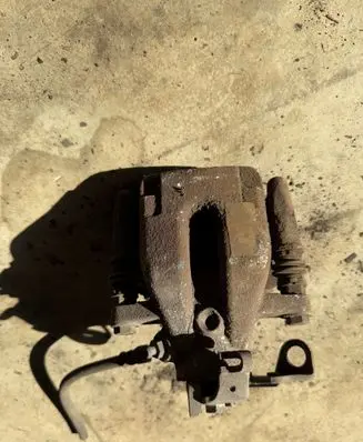 Citroen C3 Picasso Rear brake caliper
