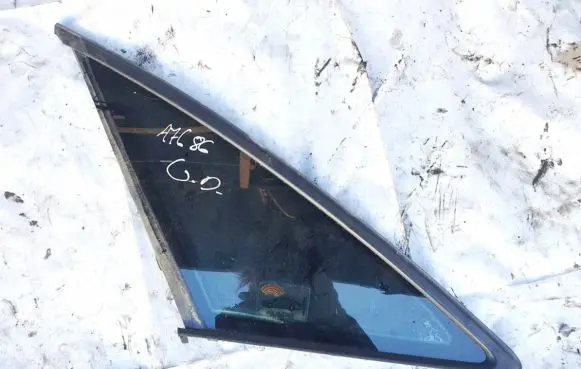 Audi A6 S6 C5 4B Rear side window