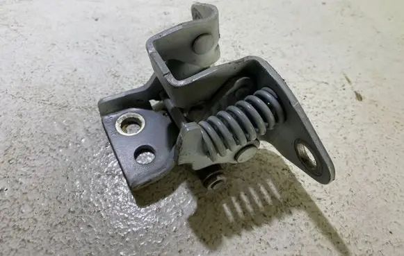 Dodge Challenger Front door lower hinge 107AF