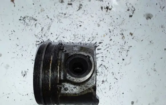 KIA Sorento Piston NOCODE