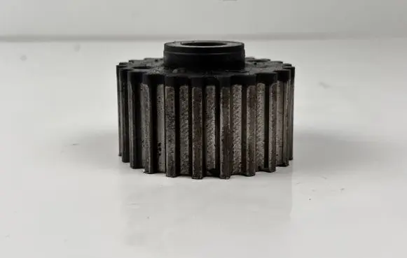 Volkswagen Golf V Crankshaft pulley 038105263H