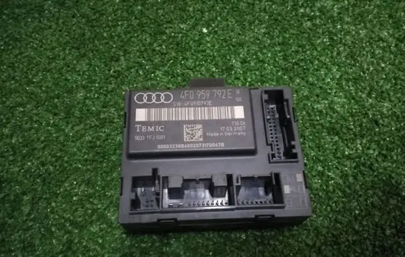 Audi A6 S6 C6 4F Door control unit/module 4F0959792E