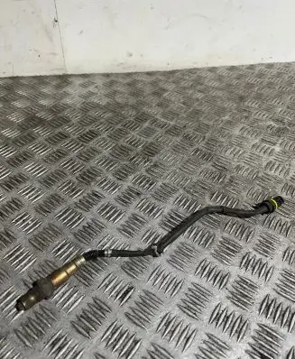 Mercedes-Benz C W204 Lambda probe sensor 0015403817