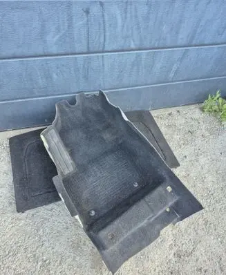 Volvo XC40 Front floor carpet liner 32288010