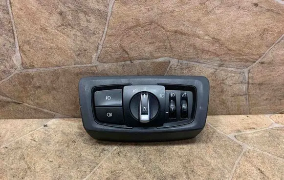 Light switch