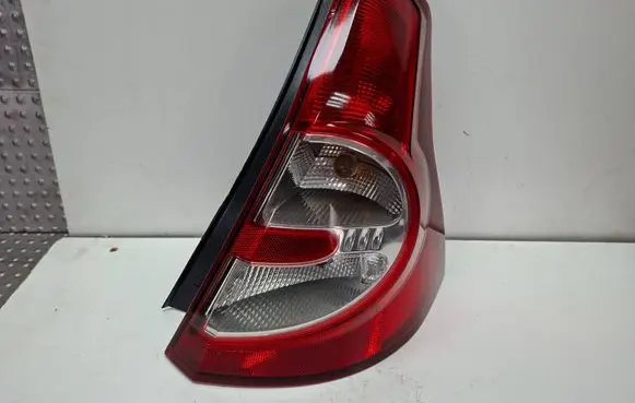 Renault Sandero I Rear/tail lights S27639611 8200734824