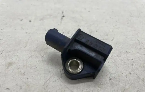 Mercedes-Benz E W212 Airbag deployment crash/impact sensor A2128204926