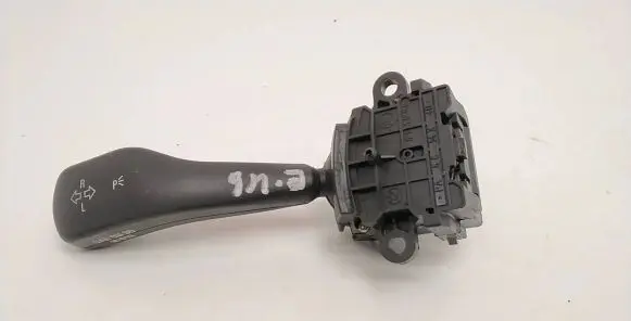 BMW 3 E46 Indicator stalk 8363662 0110400023