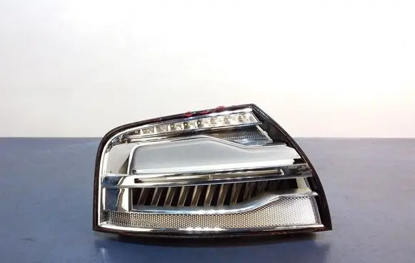 Audi A8 S8 D4 4H Rear/tail lights 4H0945095J