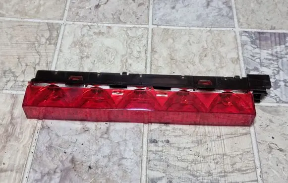 Ford Mondeo Mk III Third/center stoplight 1S7113A613AE
