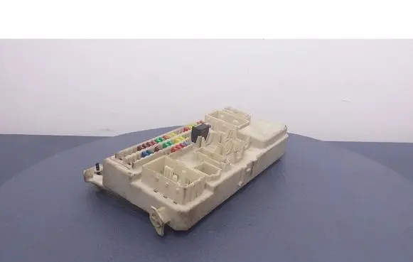 Mazda 3 I Fuse box set 66730E