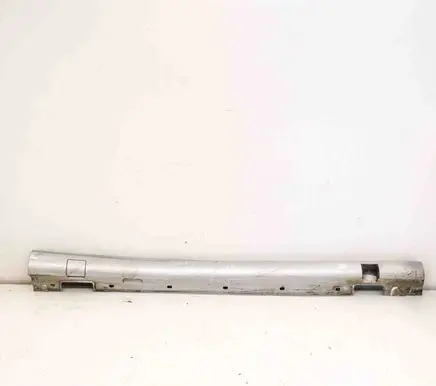 Mercedes-Benz E W212 Sill A2126901340 A2126901640