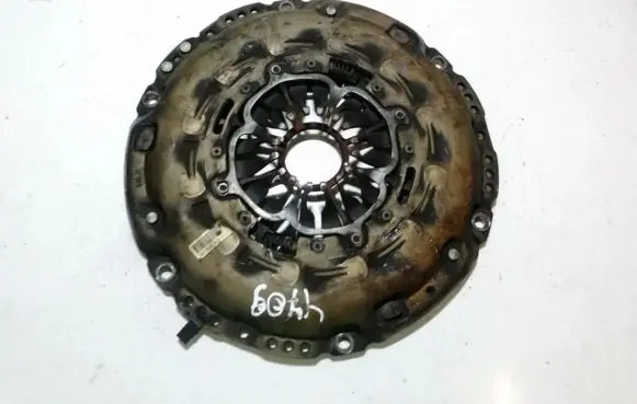Nissan Qashqai Pressure plate 1425e22ve f4601