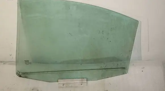 Volvo V50 Rear door window glass 43R001105 DOT57M20AS2