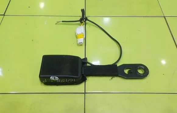Peugeot 407 Front seatbelt PRZOD ZAPINKA