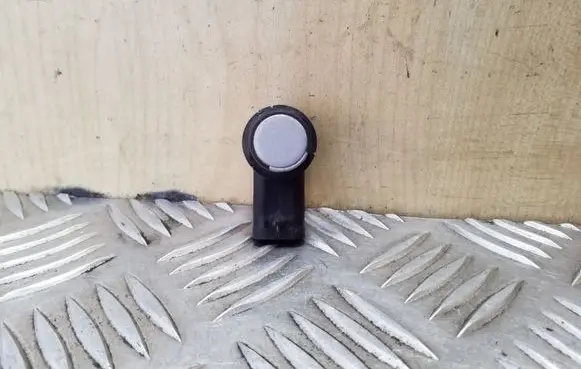 Ford Focus Parking PDC sensor CJ5T15K859AAW