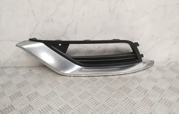 Volkswagen PASSAT B8 Front bumper lower grill 3G0853665E
